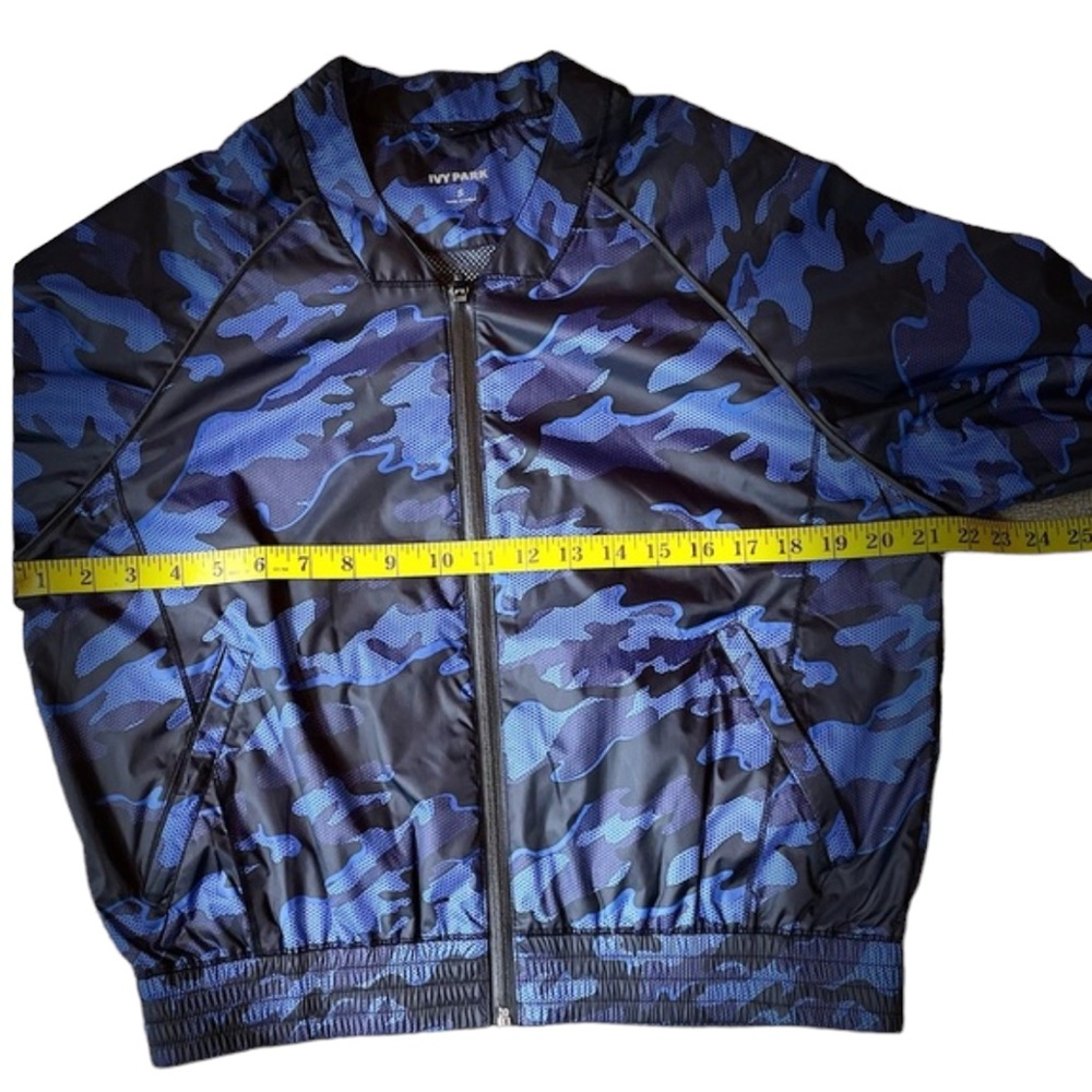 Ivy Park Cropped Camo Zip-Up Bomber Jacket (B) - Picture 10 of 14